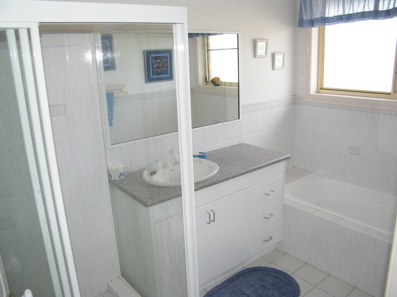1/5 Woodward  Place, Tuncurry NSW 2428