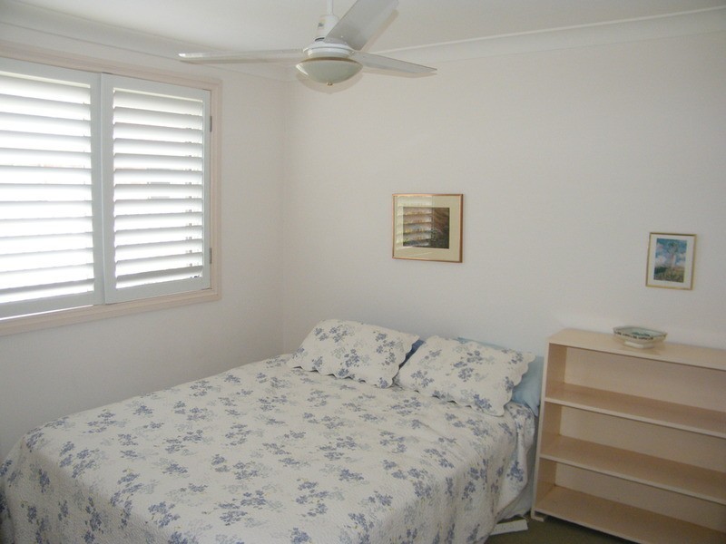 1/5 Woodward  Place, Tuncurry NSW 2428