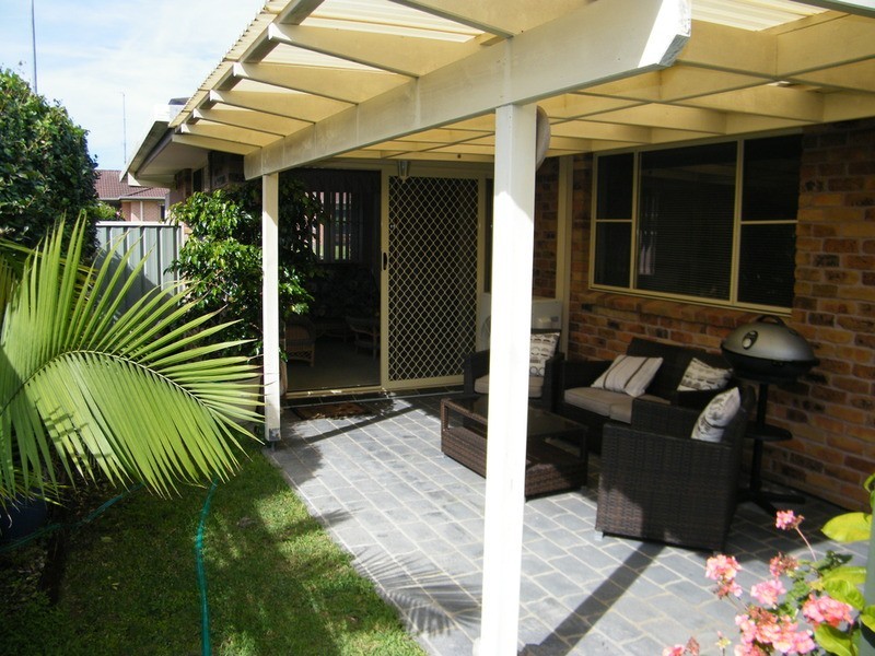 1/5 Woodward  Place, Tuncurry NSW 2428
