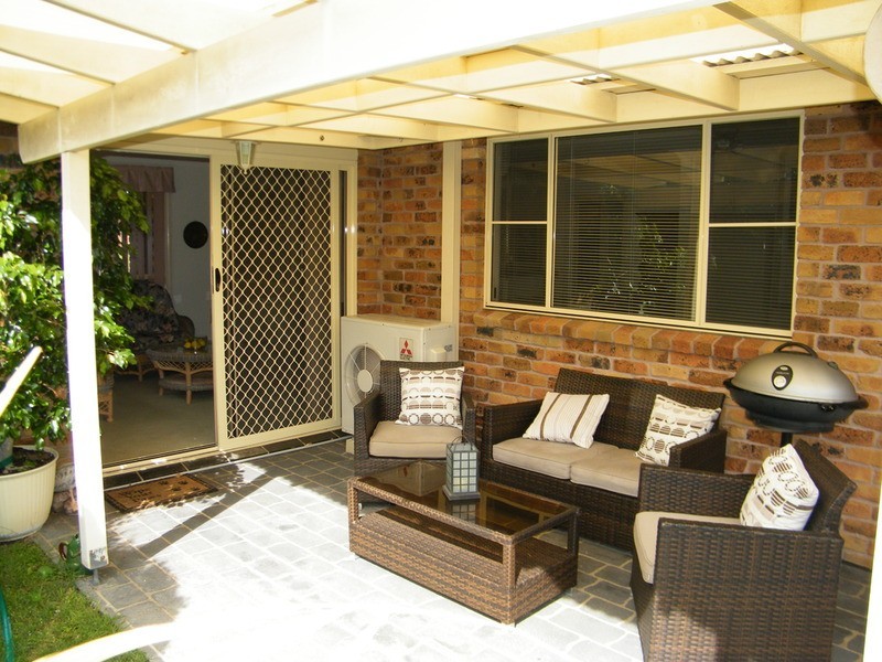 1/5 Woodward  Place, Tuncurry NSW 2428