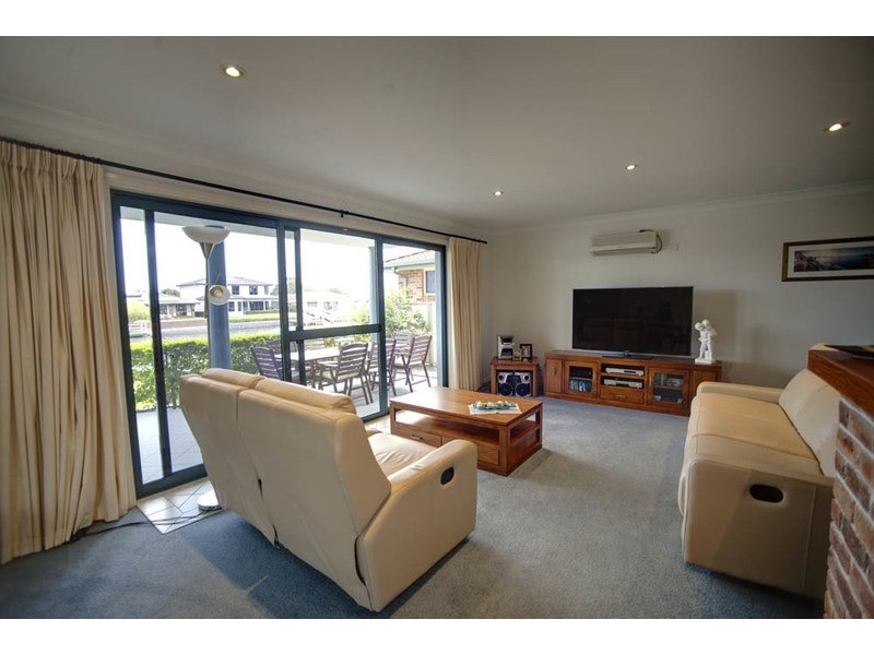 43 Kenrose Street, Forster NSW 2428