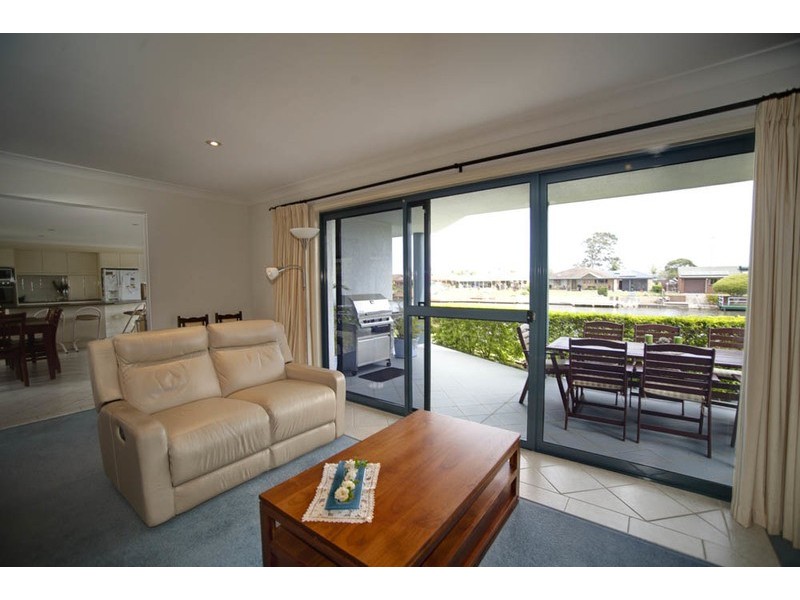 43 Kenrose Street, Forster NSW 2428