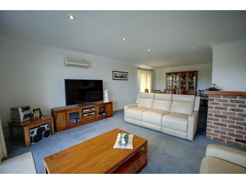 43 Kenrose Street, Forster NSW 2428