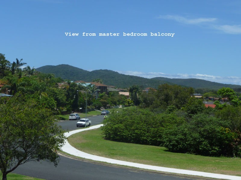 1 Affleck Close, Forster NSW 2428
