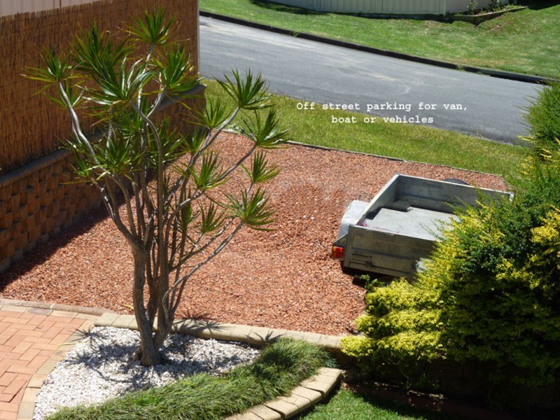 1 Affleck Close, Forster NSW 2428