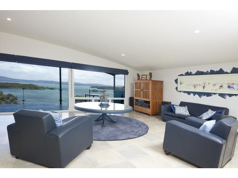 47 Green Point Drive, Green Point NSW 2428
