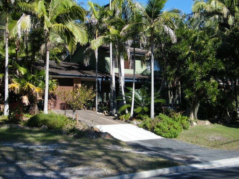 135 Green Point Drive, Green Point NSW 2428