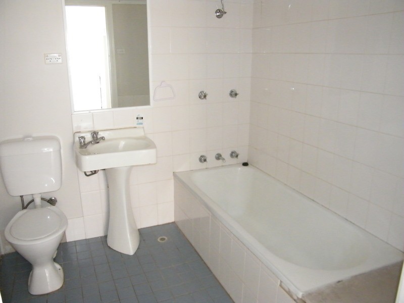 80 The Lakes Way, Forster NSW 2428