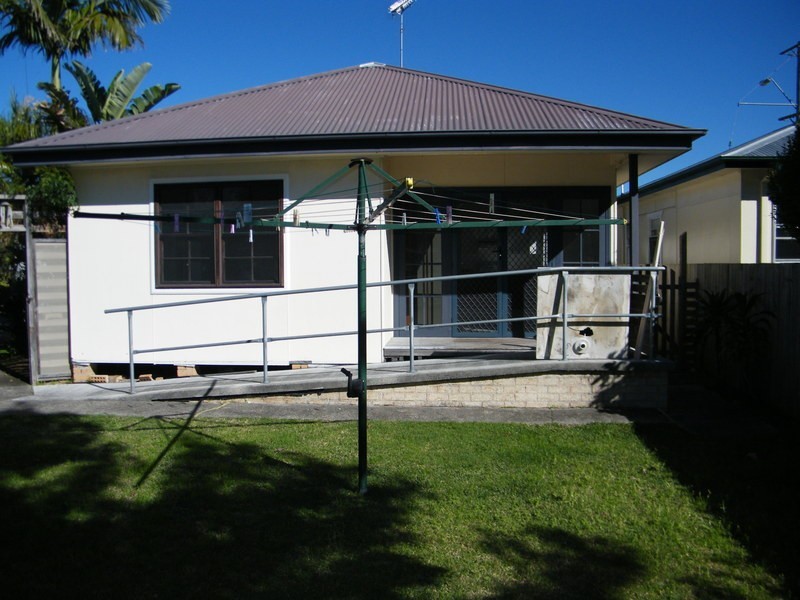 80 The Lakes Way, Forster NSW 2428