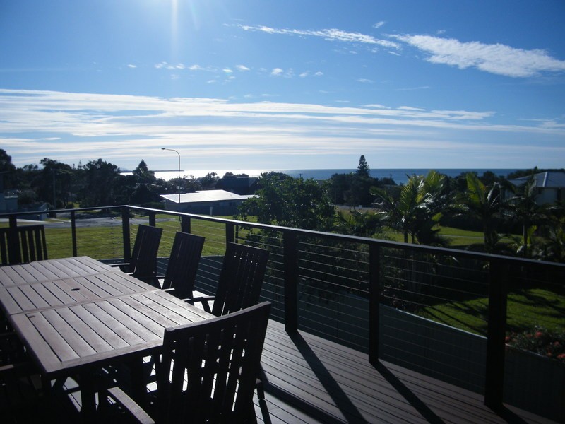 32 Emerald Drive, Diamond Beach NSW 2430