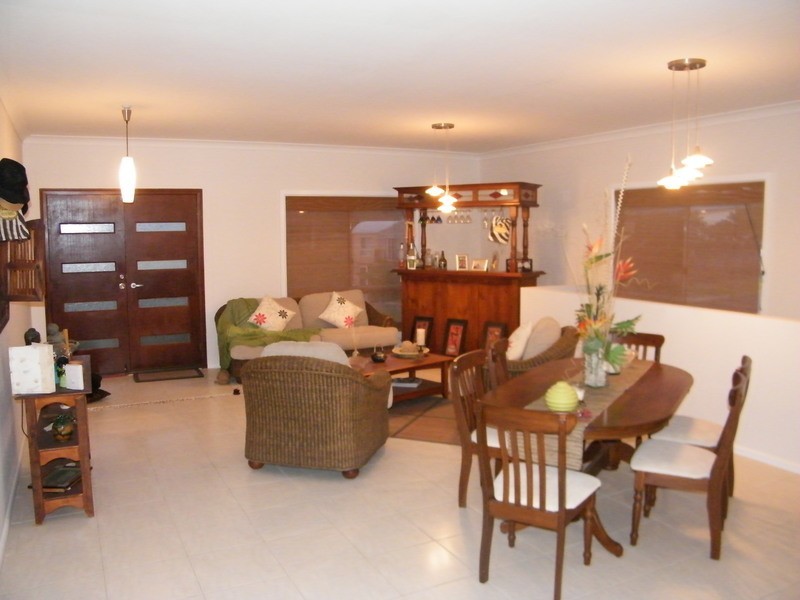 32 Emerald Drive, Diamond Beach NSW 2430