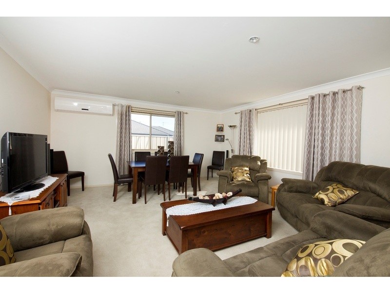 1 Fig Tree Court, Forster NSW 2428