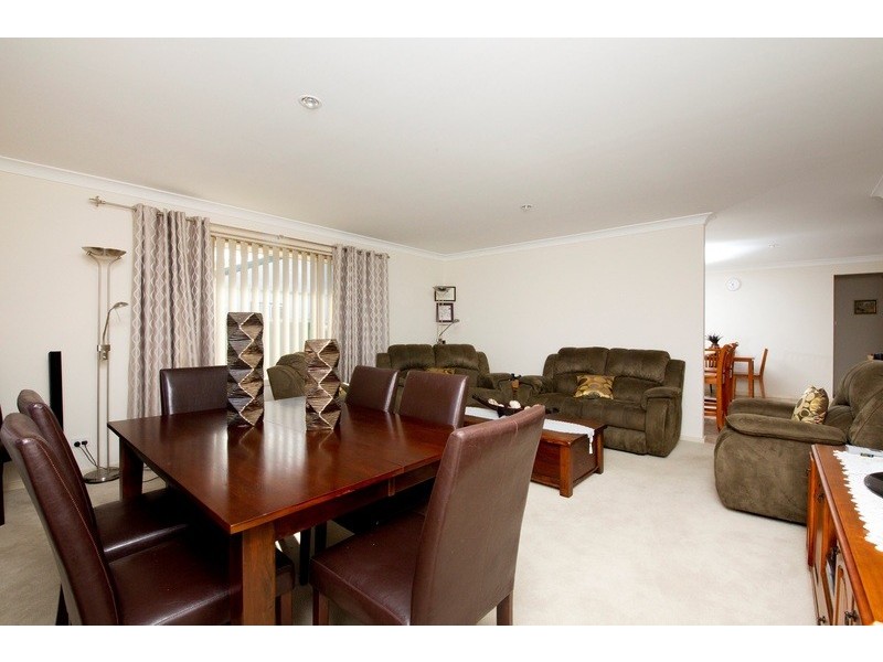 1 Fig Tree Court, Forster NSW 2428