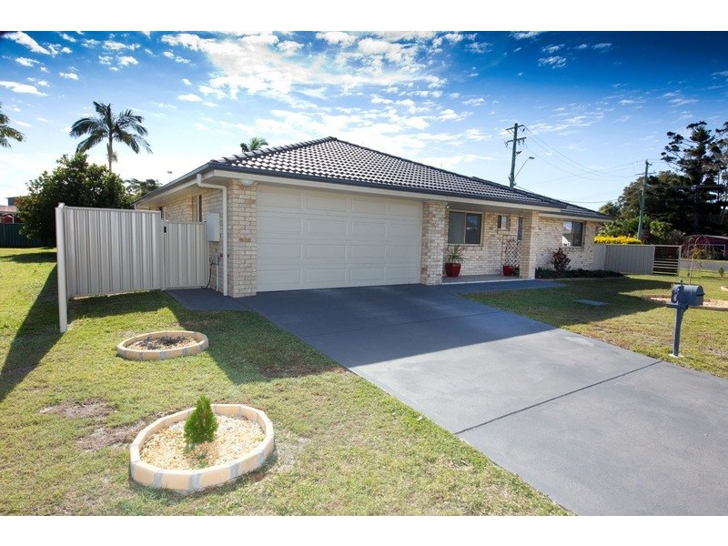 1 Fig Tree Court, Forster NSW 2428