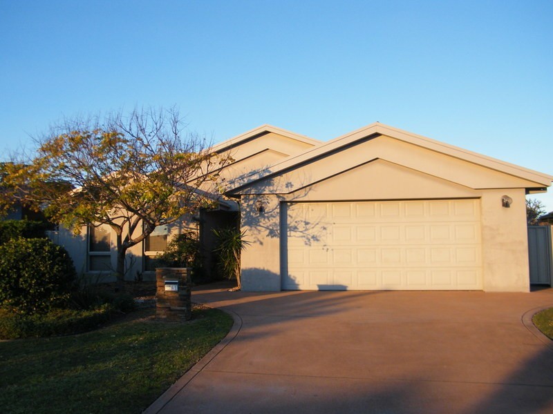 21 Delore Crescent, Tuncurry NSW 2428