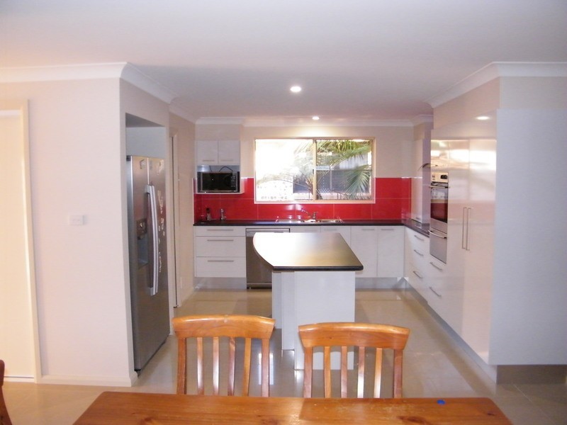 5 Bangalow Place, Forster NSW 2428