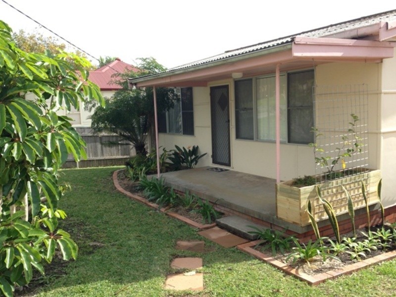 27 Strand Street, Forster NSW 2428