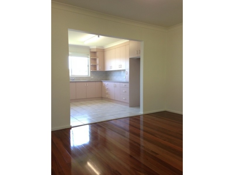 27 Strand Street, Forster NSW 2428