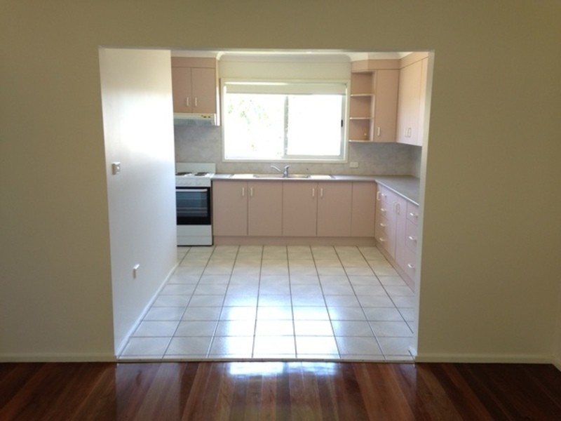 27 Strand Street, Forster NSW 2428