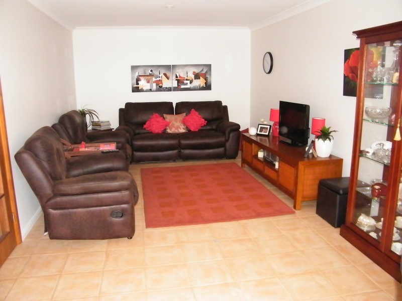 7 Lisa Place, Forster NSW 2428