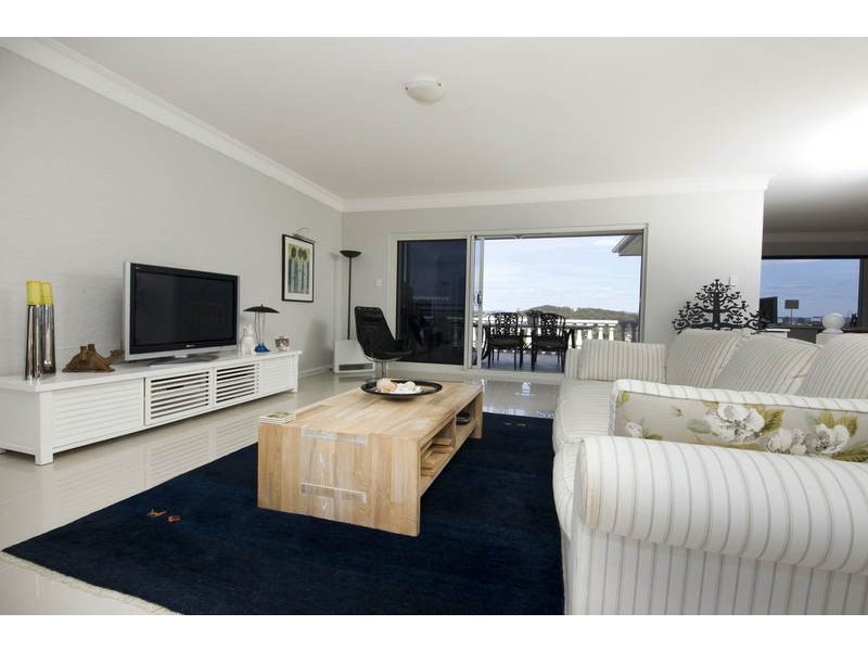 42 Bennetts Head Road, Forster NSW 2428