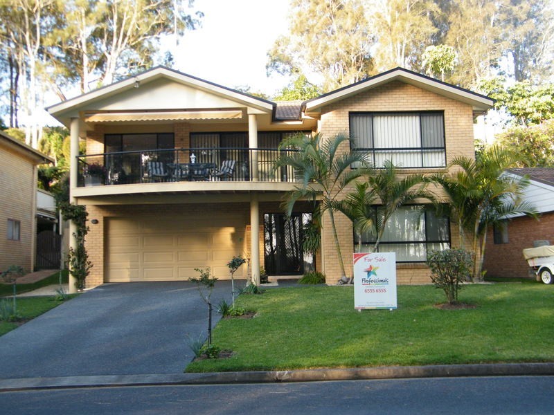 38 Pipers Bay Drive, Forster NSW 2428