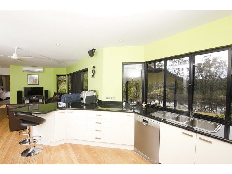 7 Woodlands Drive, Hallidays Point NSW 2430