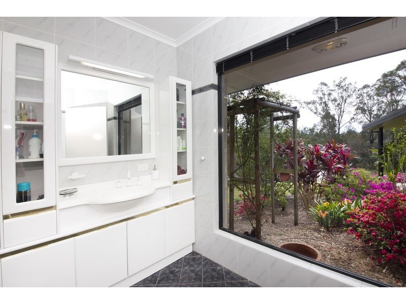 7 Woodlands Drive, Hallidays Point NSW 2430
