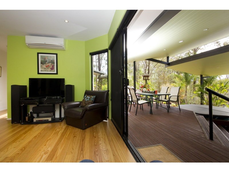 7 Woodlands Drive, Hallidays Point NSW 2430