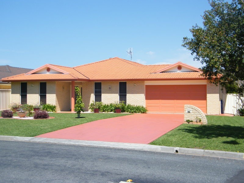 137 The Southern Parkway, Forster NSW 2428