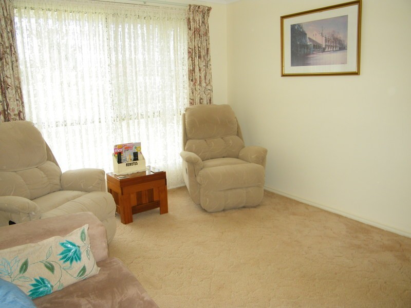 19 Eyre Crescent, Forster NSW 2428