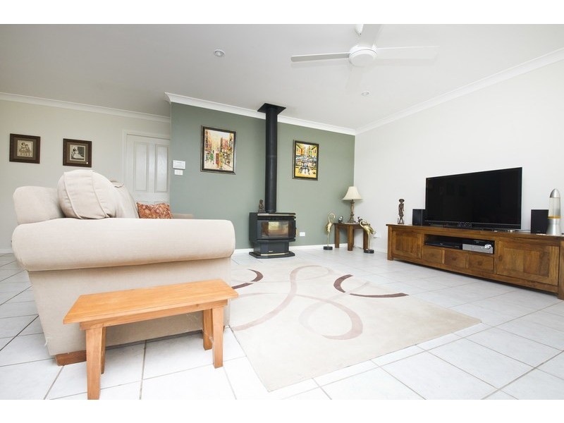 4 Figtree Drive, Diamond Beach NSW 2430