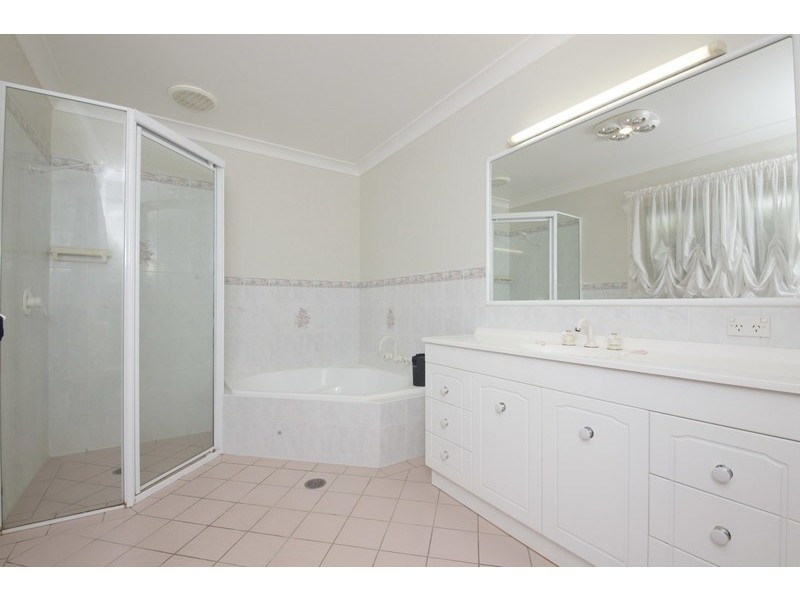 4 Figtree Drive, Diamond Beach NSW 2430
