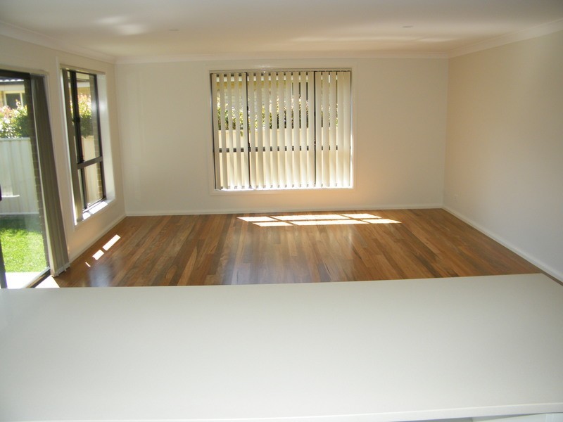 2/32 Amanda Crescent, Forster NSW 2428