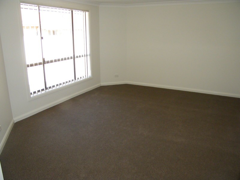 2/32 Amanda Crescent, Forster NSW 2428