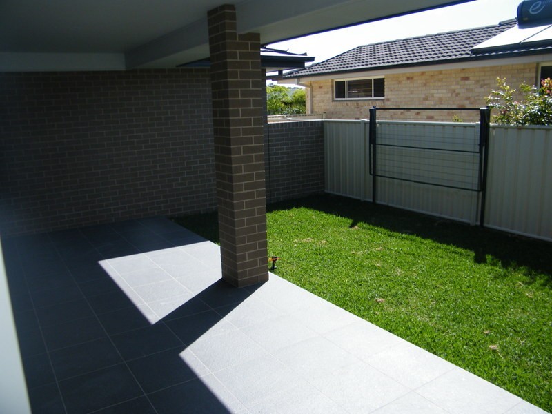 2/32 Amanda Crescent, Forster NSW 2428