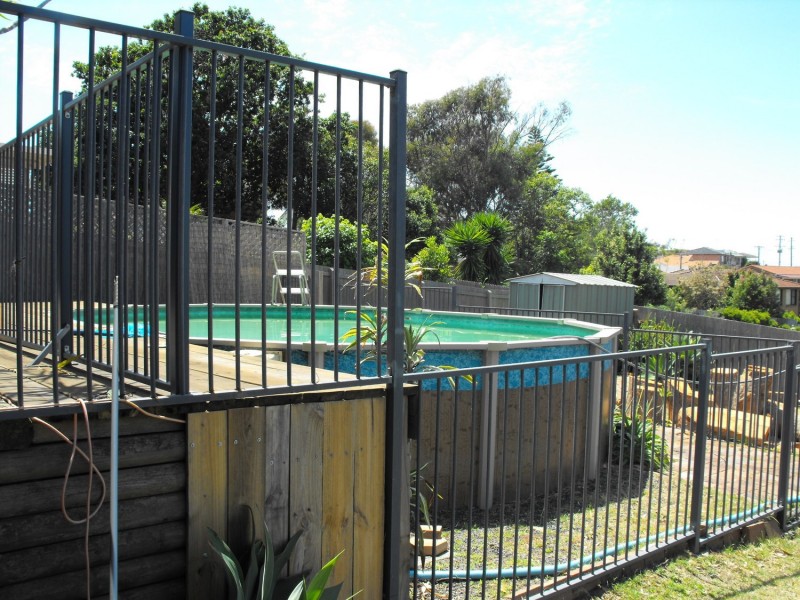Granny Flat/4 The Ridge, Forster NSW 2428