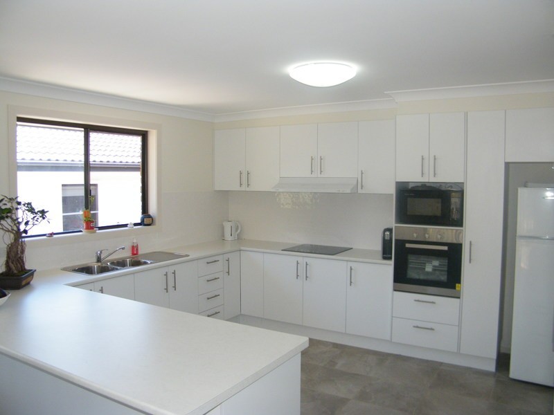 403 The Lakes Way, Tuncurry NSW 2428