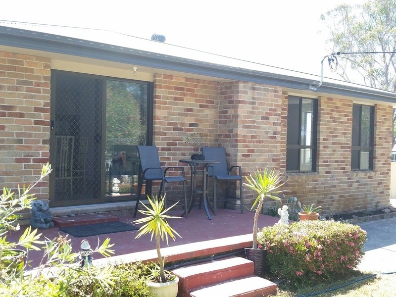 403 The Lakes Way, Tuncurry NSW 2428