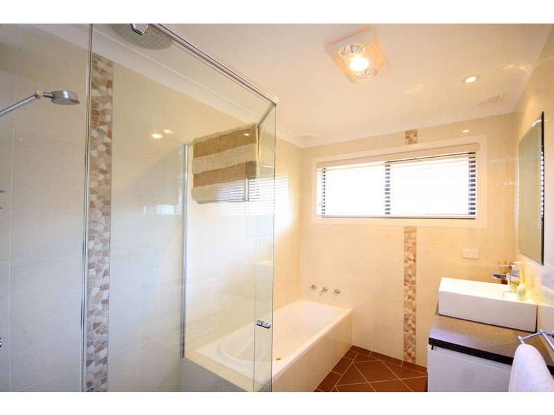 5 Gleeson Avenue, Forster NSW 2428