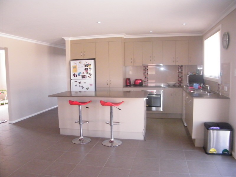 6 Chapmans Road, Tuncurry NSW 2428