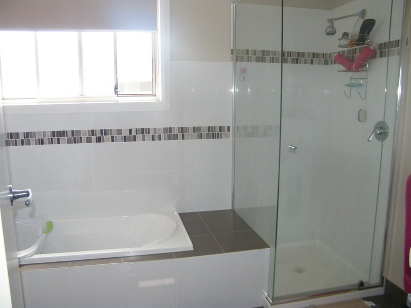 6 Chapmans Road, Tuncurry NSW 2428