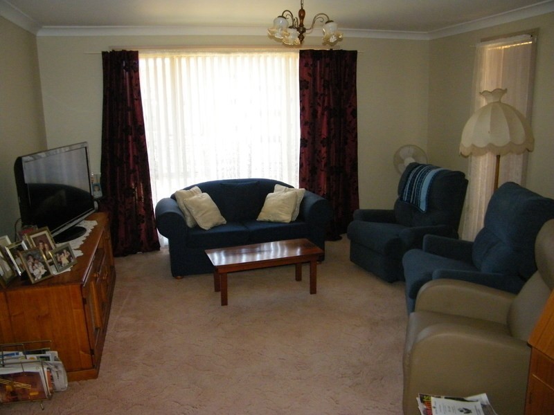 1/4 Inaja Place, Forster NSW 2428