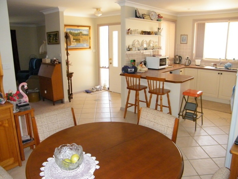 1/4 Inaja Place, Forster NSW 2428