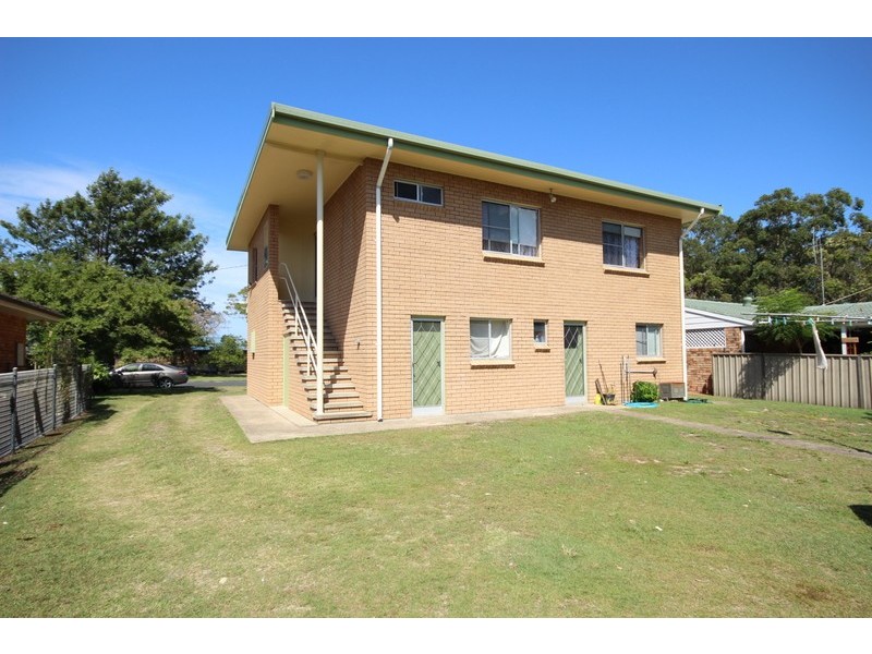 4 Cape Street, Tuncurry NSW 2428