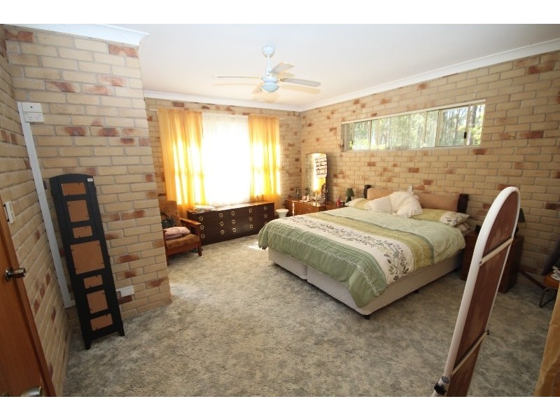 17 Zamia Place, Forster NSW 2428