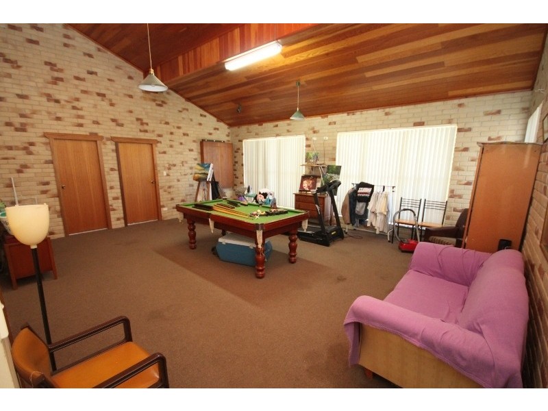 17 Zamia Place, Forster NSW 2428