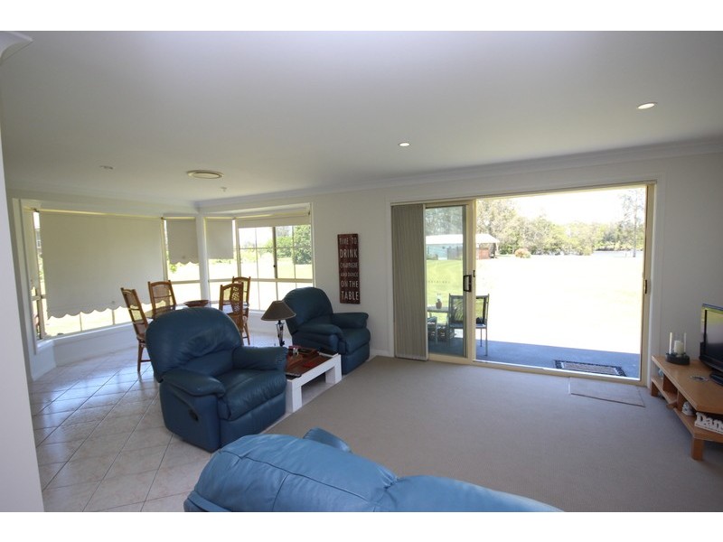 6 Riverview Place, Darawank NSW 2428
