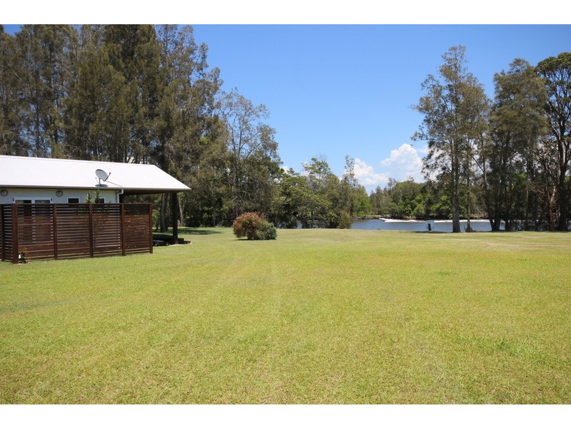 6 Riverview Place, Darawank NSW 2428
