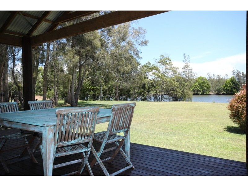 6 Riverview Place, Darawank NSW 2428